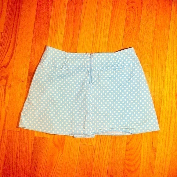 AMISU Junior’s Mini Polka Dot skirt. Size US Small, EU 36​ - Picture 1 of 9